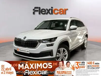 Usado Skoda Kodiaq Ambition 150 HP (110 kW) 2022 Branco SUV