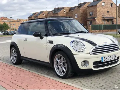 Usado Mini Cooper D 110 CV (80 kW) 2008 Beige Utilitario