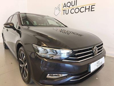 Usado VW Passat Executive 150 CV (110 kW) 2022 Gris / plata Familiar