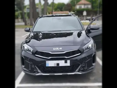 Usado Kia XCeed GT-Line 140 CV (102 kW) 2024 Negro SUV