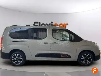 Usado Citroën Berlingo Shine 102 CV (75 kW) 2019 Gris Monovolumen