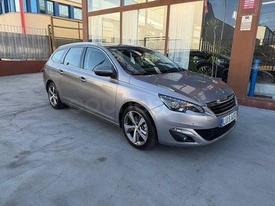 Usado Peugeot 308 SW GT-line 150 CV (110 kW) 2015 Gris / plata Familiar
