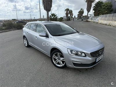 Usado Volvo V60 285 CV (209 kW) 2015 Gris / plata Familiar