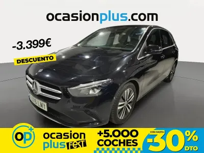Usado Mercedes B180 116 CV (85 kW) 2021 Negro Utilitario