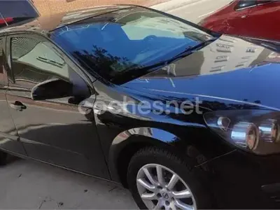 Usado Opel Astra Enjoy 100 CV (73 kW) 2006 Negro Berlina