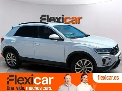 Usado VW T-Roc Life 150 CV (110 kW) 2023 Blanco SUV