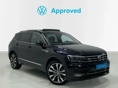 Usado VW Tiguan Sportline 200 CV (147 kW) 2021 Negro SUV