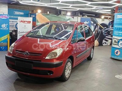 Usado Citroën Xsara Picasso 92 CV (67 kW) 2010 Granate Monovolumen