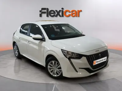 Usado Peugeot 208 Active 101 CV (74 kW) 2021 Blanco Utilitario