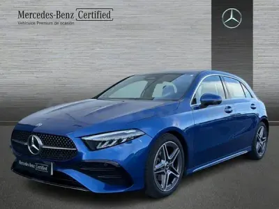 Usado Mercedes A180 136 CV (100 kW) 2025 Azul Berlina