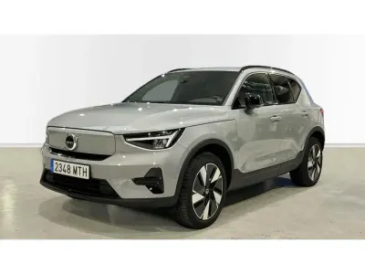Usado Volvo EX40 Plus 175 kW (238 CV) 2024 Blanco SUV