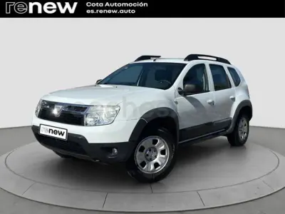 Usado Dacia Duster Ambiance 105 CV (77 kW) 2011 Blanco SUV