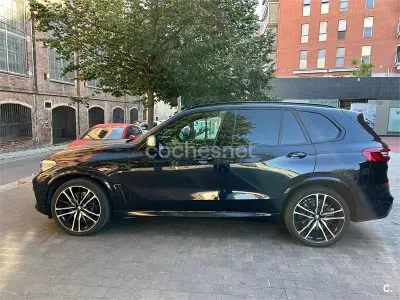 Usado BMW X5 Comfort Edition 265 CV (194 kW) 2020 Negro SUV