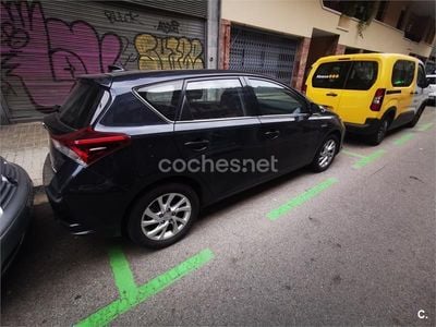 Toyota Auris Hybrid