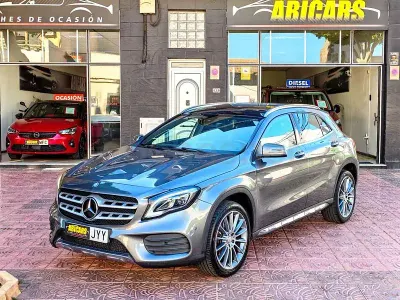 Usado Mercedes GLA220 AMG line 177 CV (130 kW) 2016 Gris / plata SUV