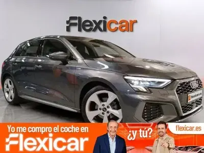 Usado Audi A3 110 CV (80 kW) 2022 Gris Berlina