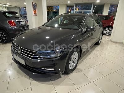 Gris / plata Usado 2020 VW Passat Business Familiar | 18.995 € (Precio justo)