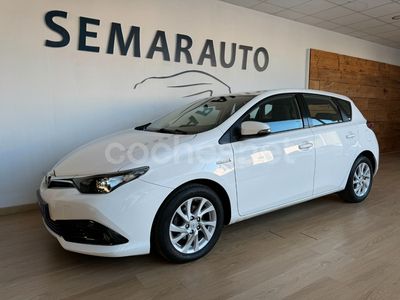 Toyota Auris Hybrid