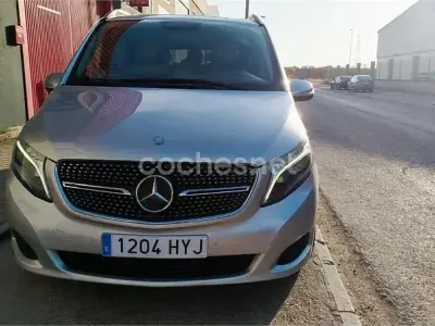 Usado Mercedes V250 AMG Edition 1 190 CV (139 kW) 2014 Gris / plata Monovolumen