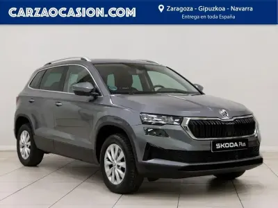 Usado Skoda Karoq Ambition 150 CV (110 kW) 2022 Gris SUV