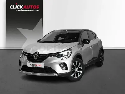 Usado Renault Captur Techno 90 CV (66 kW) 2023 Gris / plata SUV