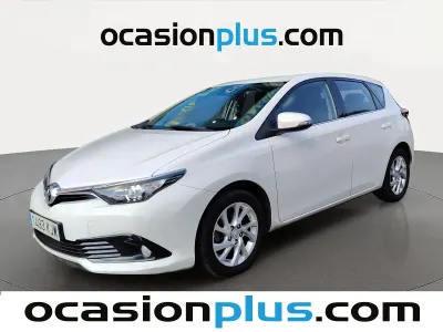 Usado Toyota Auris Active 116 CV (85 kW) 2018 Blanco Utilitario