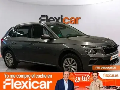 Usado Skoda Kamiq Selection 115 CV (84 kW) 2024 Gris SUV