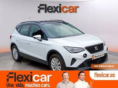Usado Seat Arona Style 110 CV (80 kW) 2023 Blanco SUV