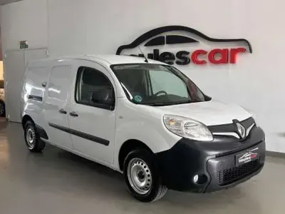 Usado Renault Kangoo 95 CV (69 kW) 2021 Blanco Monovolumen