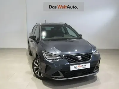Usado Seat Arona FR 115 CV (84 kW) 2025 Gris SUV