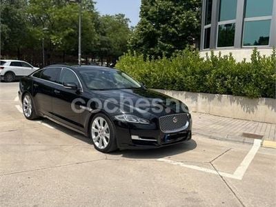 Usado Jaguar XJ Premium Luxury 340 CV (250 kW) 2016 Negro Berlina