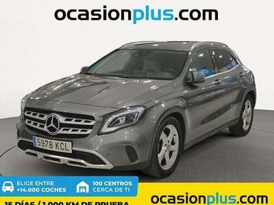 Mercedes GLA220