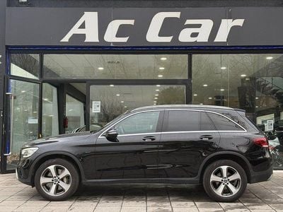 Usado Mercedes GLC300e 320 CV (235 kW) 2020 Negro SUV
