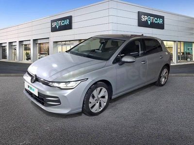 Usado VW Golf VIII Life 115 CV (84 kW) 2025 Gris / plata Berlina