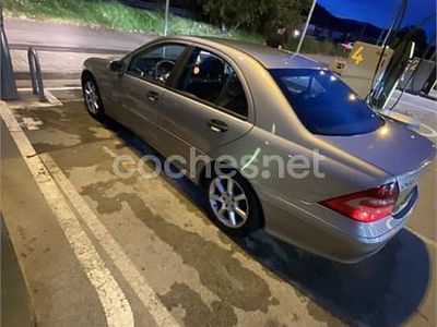 Mercedes C200