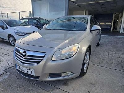 Beige Usado 2010 Opel Insignia Edition Berlina | 3500 € (Precio justo)