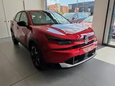 Nuevo Citroën C4 Business Class 145 CV (106 kW) 2026 Rojo SUV