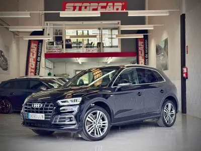 Käytetty Audi Q5 Competition 367 HP (269 kW) 2020 Musta Katumaasturi