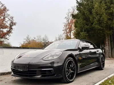 Usado Porsche Panamera Edition 300 CV (220 kW) 2017 Gris / plata Berlina