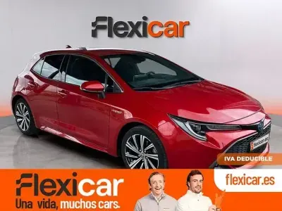 Käytetty Toyota Corolla Style 122 HP (89 kW) 2022 Punainen