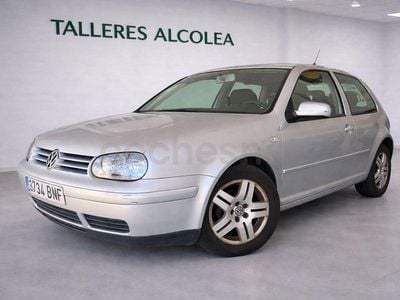 Usado VW Golf IV Conceptline 105 CV (77 kW) 2001 Gris / plata Berlina