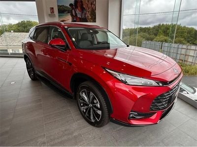 Rojo Nuevo 2025 MG HS Luxury SUV | 38.675 €