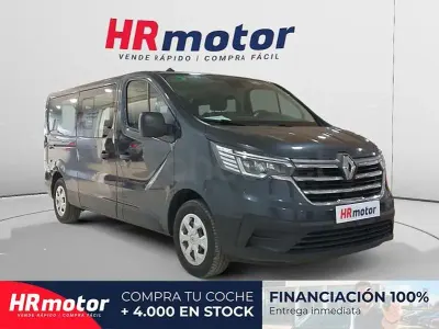Usado Renault Trafic Zen 150 CV (110 kW) 2024 Gris / plata Monovolumen