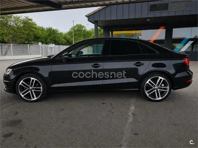 Usado Audi A3 105 CV (77 kW) 2014 Negro Berlina