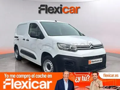 Usado Citroën Berlingo Feel 100 CV (73 kW) 2019 Blanco Monovolumen