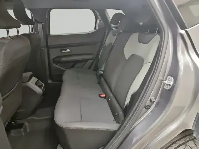 Usado Dacia Duster Extreme 130 CV (95 kW) 2025 Gris SUV