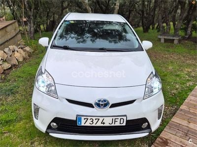 Usado Toyota Prius Advance 136 CV (100 kW) 2015 Blanco Berlina