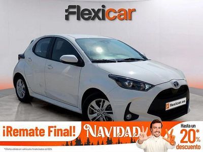 Blanco Usado 2022 Toyota Yaris Hybrid Business Edition Berlina | 15.680 € (Precio justo)
