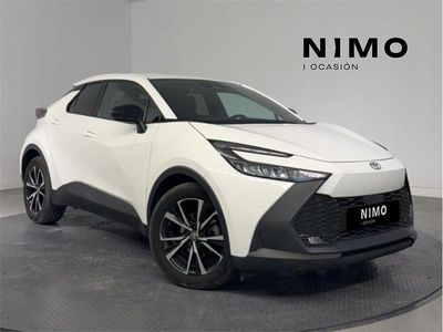 Begagnad Toyota C-HR Advance 140 HK (102 kW) 2024 Vit SUV