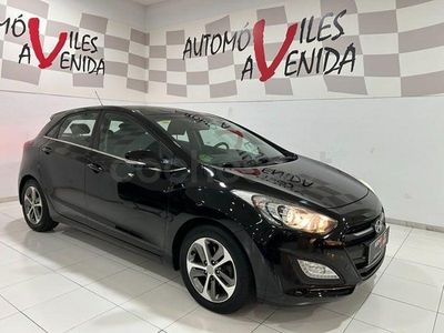 Negro Usado 2015 Hyundai i30 Berlina | 12.700 € (Un poco caro)